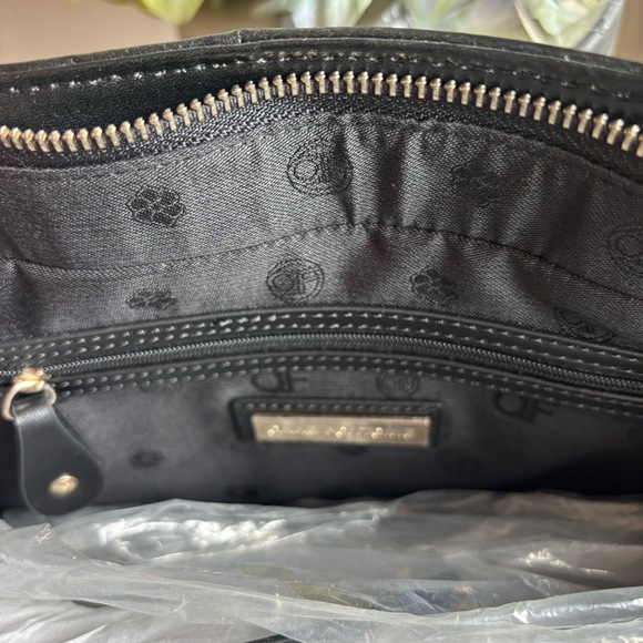 NWT Anne Fontaine Black Zipper Closure Logo Lining Interior Pocket Shoulder Bag - Picture 2 of 5